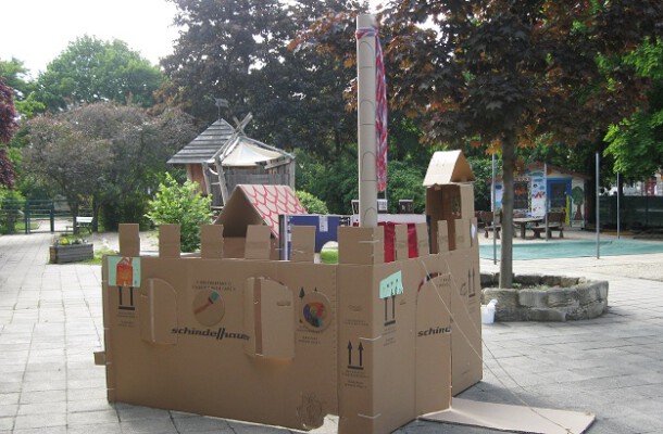 Pappburg Kinderhaus Regenbogen © Grit Weisbach